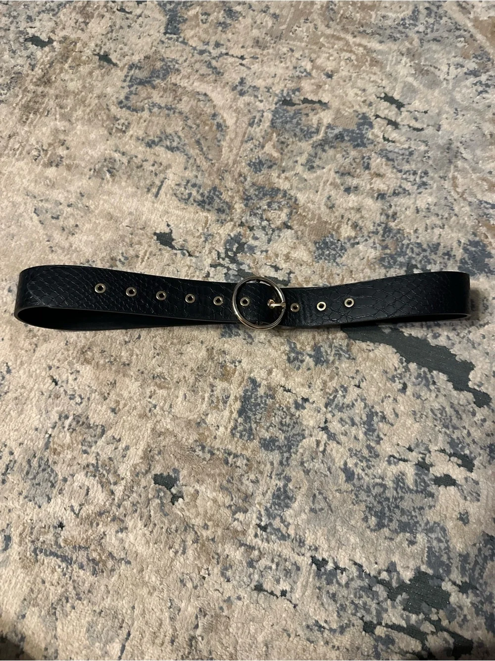 Set of round buckle belts